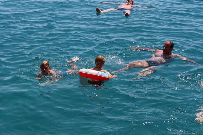 Crete Pirate Ship Cruise with the Black Rose to Stalis and Malia - The Crew and Pirate Animation: Why Families Tend to Love It