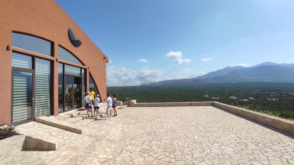 Crete: Private Full-Day Tour - Guides who make the difference