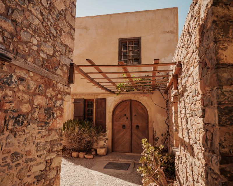 Crete: Spinalonga-Plaka-Agios Nikolaos Tour - Who should book this experience