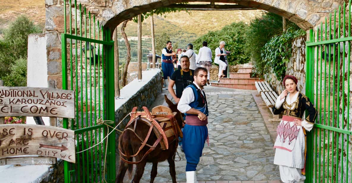 Crete: Traditional Cretan Night: Live Show and Dinner - Leaving the coast for Karouzanos