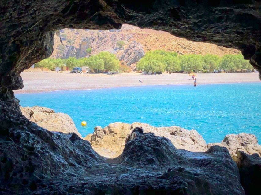 Crete: Trypiti Beach Off-Road South Tour w/ Lunch & Wine - Guides and group vibe: why the names you hear matter