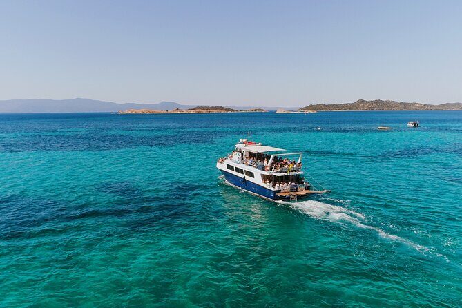 Cruise to Mount Athos Monasteries from Ouranoupolis - Comfort on a modern boat: toilets, crew, and the bar setup