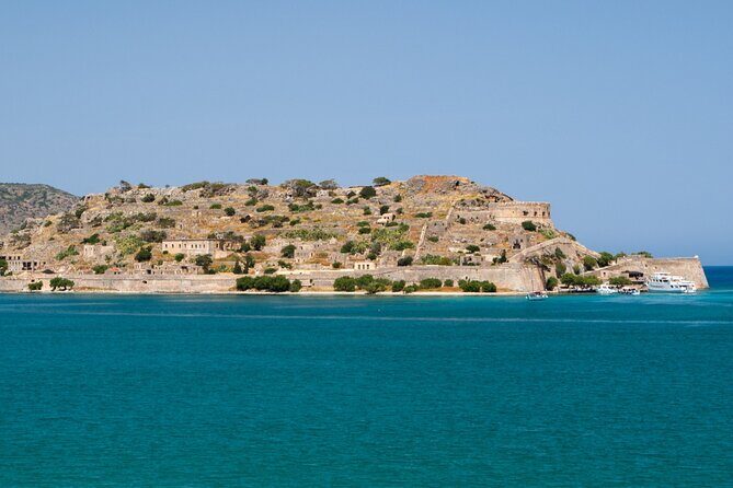 Cruise to Spinalonga, Kolokytha Bay & Agios Nikolaos with Lunch - Agios Nikolaos Return: Walking the Lake and Port
