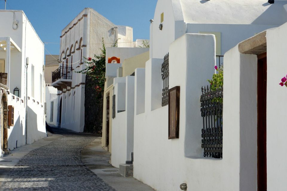 Cruise Traveller's Shore Excursion - Akrotiri is more than a quick photo stop
