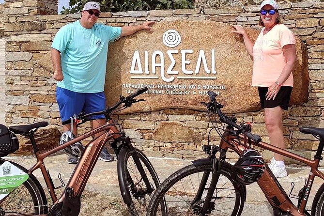 Culture & Taste Tour - The downhill route toward the port