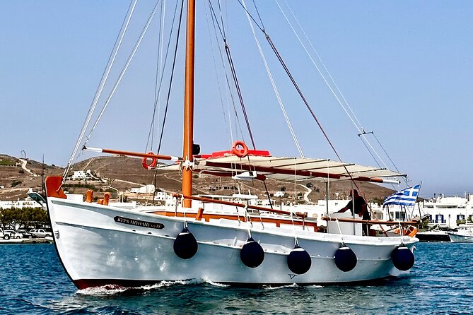 Daily Boat Trip Antiparos & Despotico - Pantieronisi brings the first clear-water swim