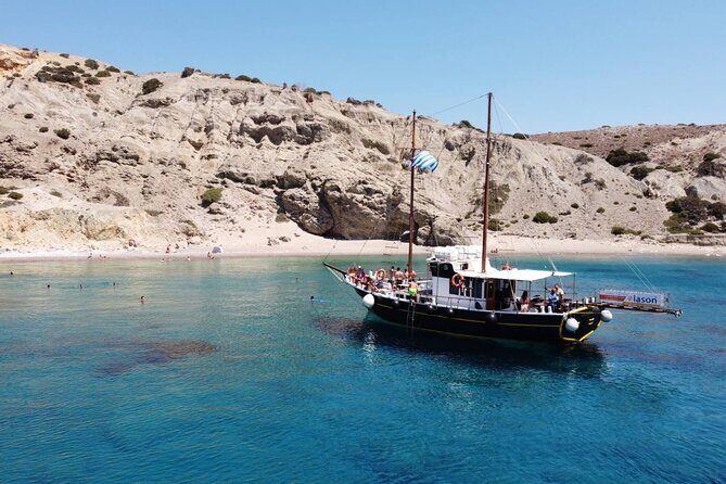 Daily Cruise - Koufonissia & Rina Cave - Kato Koufonissi: the swim break and the onboard Greek BBQ