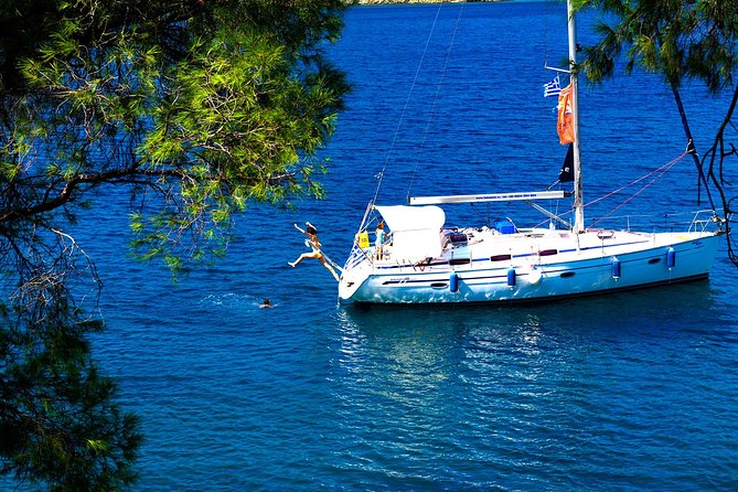 Day Sailing Trip in Halkidiki (7 hours) - A private yacht day for families and celebrations