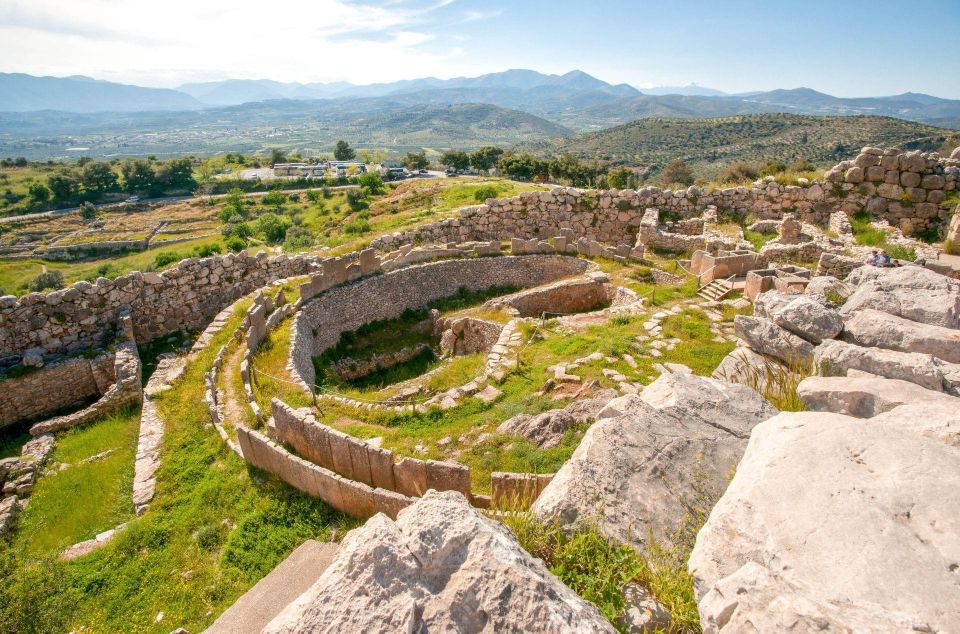 Day tour to Ancient Olympia,Kaiadas,Apollo,Sparta,Mycenae - One day, five major sites, and a lot of road