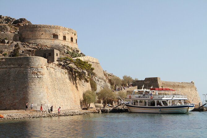 Day Trip to Agios Nikolaos and Spinalonga Island - Your Day at a Glance: Pickup, Town Breaks, Then Spinalonga Island