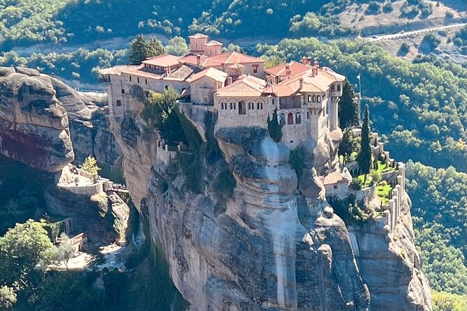 Day Trip to Meteora from Athens - Lunch in Kalampaka and the return journey