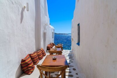 Day Trip to Mykonos Island from Athens - Meeting your driver at Tourlos