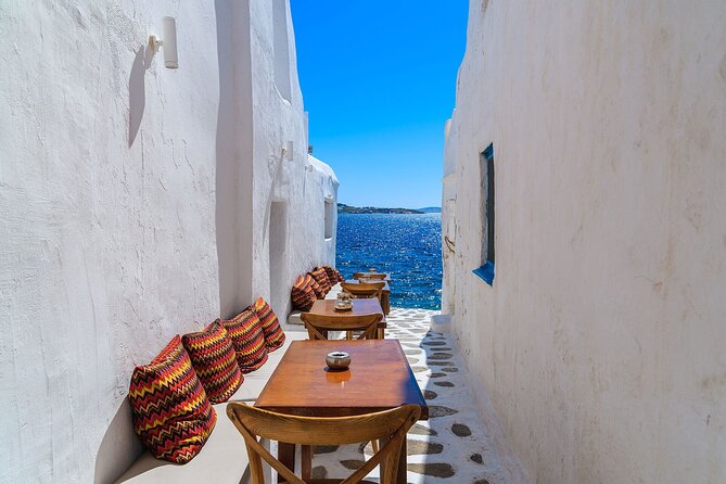 Day Trip to Mykonos Island from Athens - Meeting your driver at Tourlos