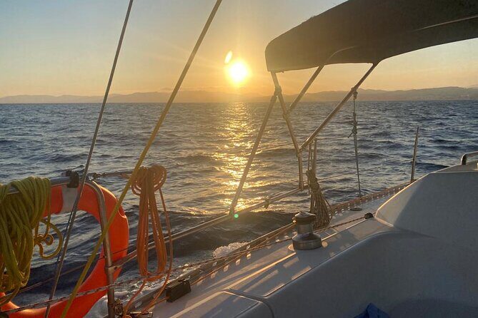 Daytour Sailboat with Lunch/drinks in Lindos area - Lunch, drinks, and how comfort works on a small yacht