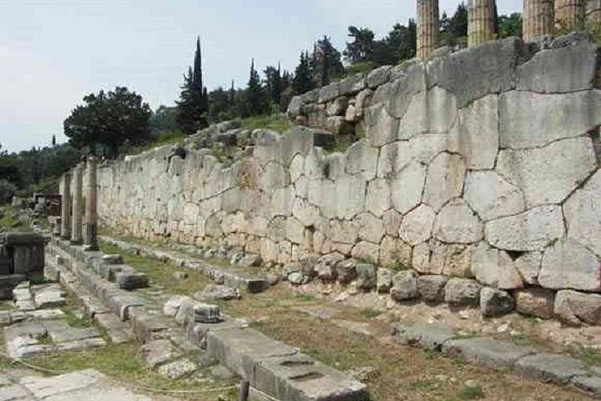 Delphi and Hosios Loukas Monastery Full Day Private Tour - Key highlights worth clocking