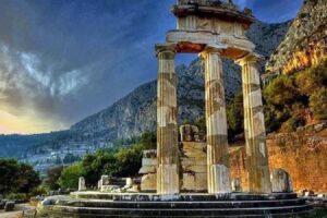 Delphi and Hosios Loukas Monastery Full Day Private Tour - Price and what you truly get for $710.82 per group (up to 3)