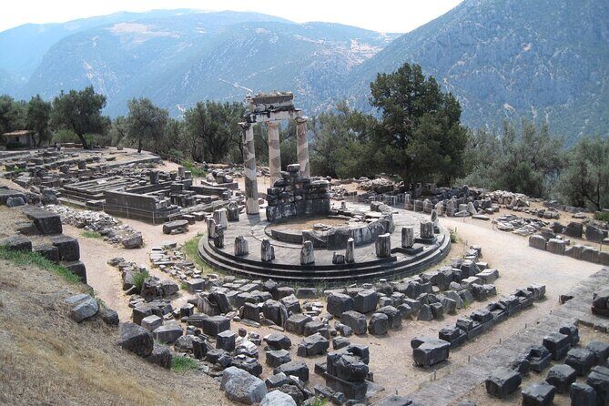 Delphi and Meteora, 2-Days Private Tour - Thermopylae Museum: the Hot Gates story, with proper context