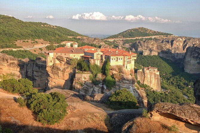 Delphi and Meteora Private Day Trip from Athens including Dinner - The early start: getting to Thermopylae before the day warms up