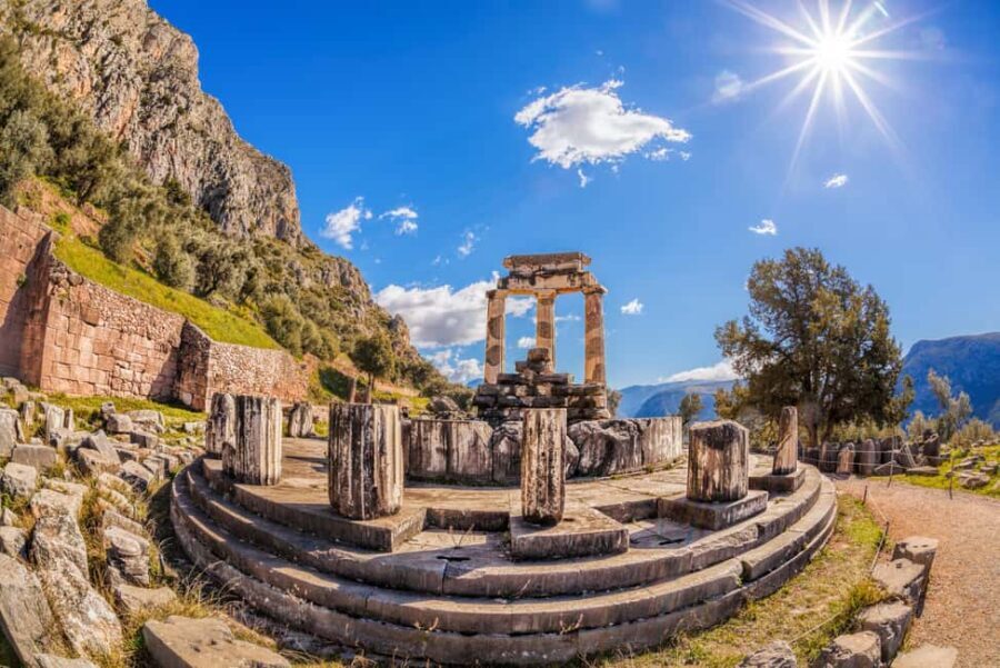 Delphi Entry Ticket & Virtual Reality Audio Guided Tour - The Virtual Reality app on your smartphone: what to expect and what can go wrong