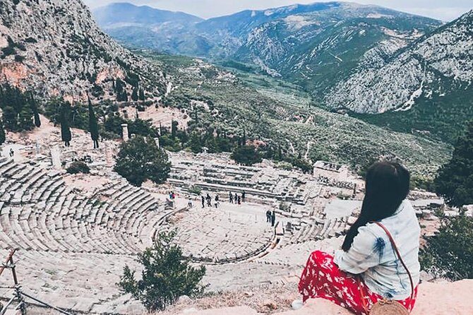 Delphi Full Day Private Trip From Athens With Lunch Overlooking the Sea - Delphi village lunch with sea views: when food is part of the plan
