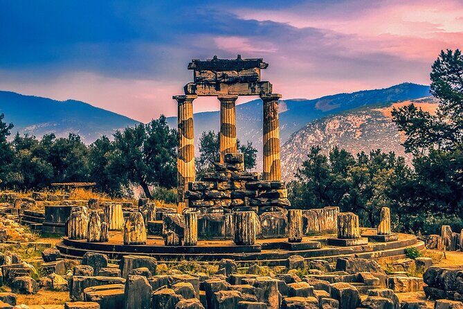 Delphi Full Day Private Trip From Athens With Lunch Overlooking the Sea - Timing, comfort, and who this works best for