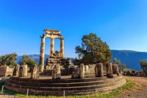 Delphi Full Day Tour - Hosios Loukas Monastery: Gold Mosaic, Frescoes, and a Tomb (45 Minutes)