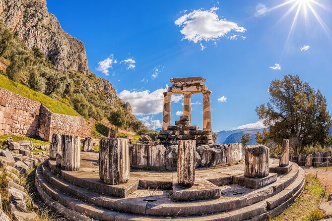 Delphi full day V.R audio guided tour with entry ticket - Athens to Delphi in one day: what you’re really paying for