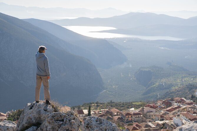 Delphi Guided Small Group Day Tour from Athens - Arachova and Mount Parnassus: views on the return to Athens
