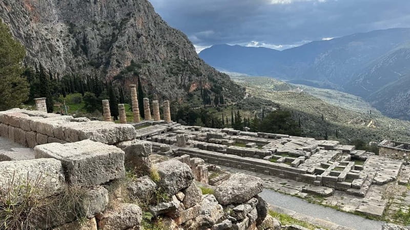 Delphi Navel Of Earth Hosios Loukas Full Day Private Tour - From Athens to the slopes of Mount Parnassus