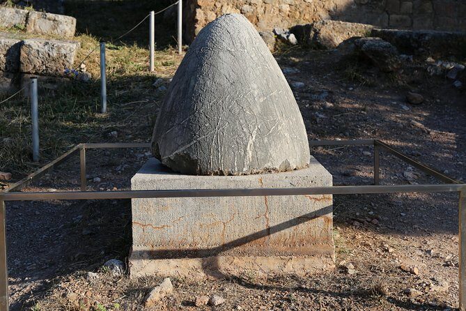 Delphi Private Full Day Tour from Athens - Arachova: a short photo stop with big scenery payoff