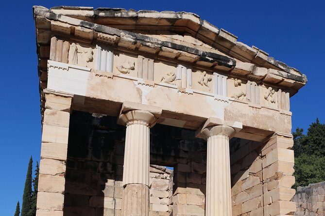 Delphi Private Full Day Tour from Athens - The drive through Livadeia and Mount Parnassus