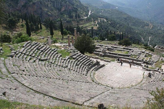 Delphi private tour: Navel of Earth, Apollo Temple, Oracle - Should You Book This Delphi Private Tour?