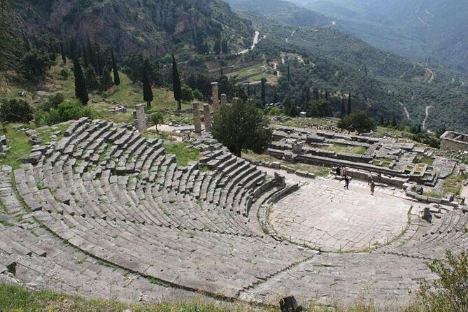 Delphi private tour: Navel of Earth, Apollo Temple, Oracle - Delphi Ancient Town Walk: Apollo and Athena Pronaia Without the Crowds