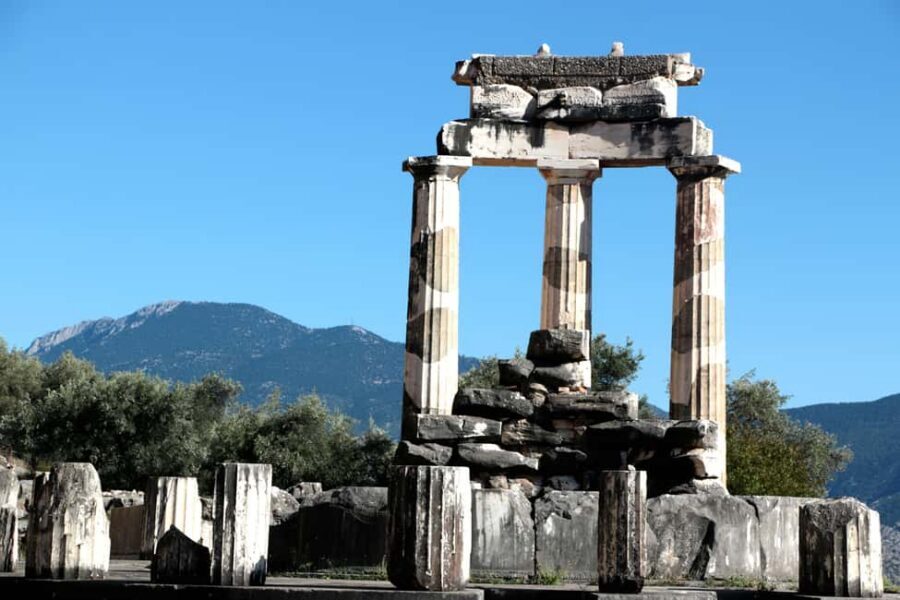 Delphi Self-Guided Tour with 3D Models & Audio (No Ticket) - Apollo’s temple and Pythia: the story behind the oracle