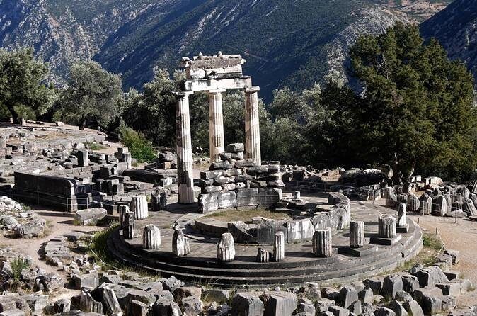Delphi & Thermopylae Full Day Private Tour from Athens - Private Athens Pickup and the Road to Central Greece