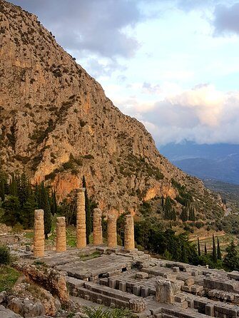 Delphi & Thermopylae Full Day Private Tour from Athens - Lunch in Delphi Village, Then Arachova for Cafes and Viewpoints