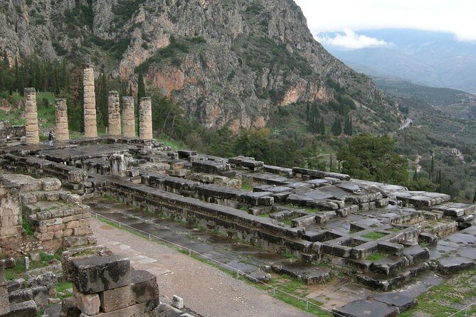 Delphi with Professional English Guide and Transportation - Meeting Point and Departure: Plan for an Early Start
