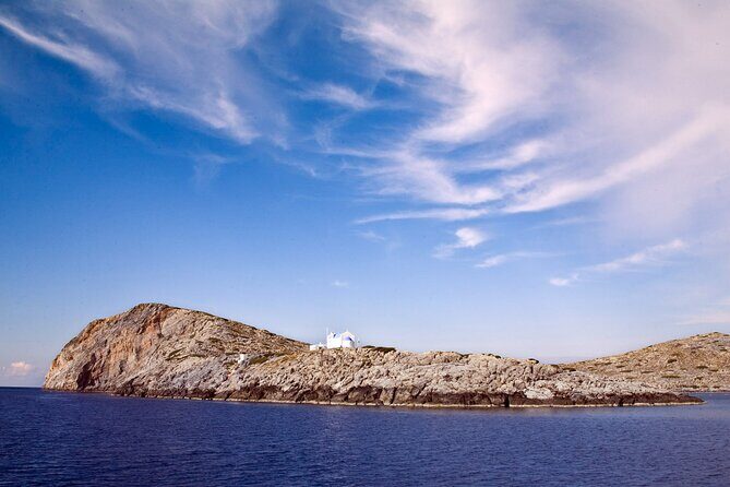 Dia island : Small Group Sailing Trip to Dia Island with Lunch - Organic lunch on board: food value and what to expect