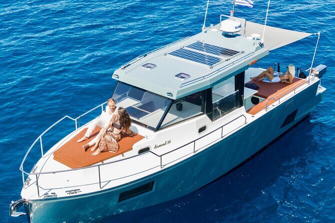 Diamond 36 Private Motor Yacht Caldera Cruise - Hotel Pickup to Caldera Swim: How the Diamond 36 Day Flows