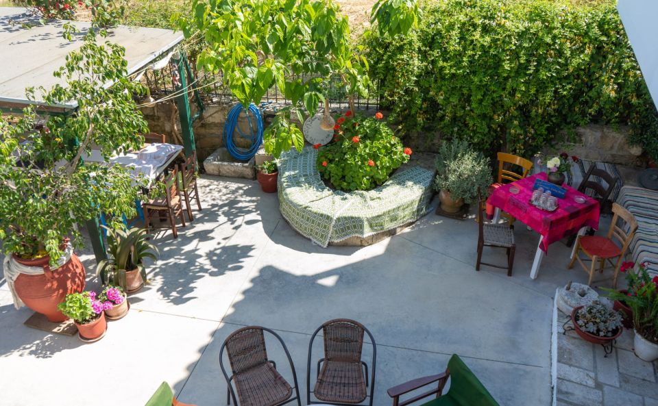 Dining In Rethymno: An Evening Of Cretan Cooking - A Cretan kitchen in the village of Loutra