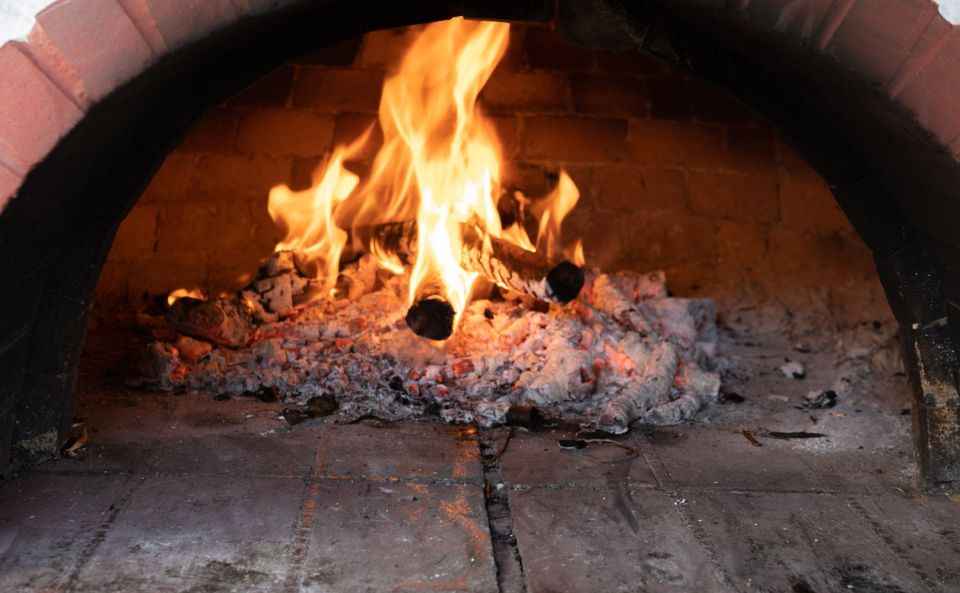 Dining In Rethymno: An Evening Of Cretan Cooking - Meeting Androniki and preparing the meal