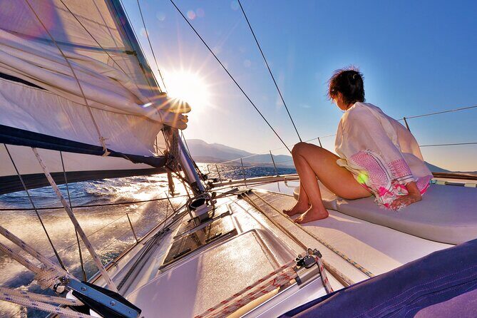 DISCOVER - Iraklia, Schinoussa & Naxos (Shared max 10 People) - The boat ride itself: sailing, dolphin-watching, and a realistic 10-hour schedule