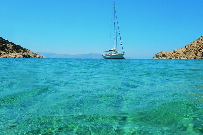 DISCOVER - Iraklia, Schinoussa & Naxos (Shared max 10 People) - Who this sailing trip suits best (and who should think twice)