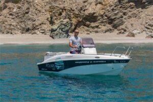 Discover Milos: Half-Day Boat Trip Adventure - The 5-hour reality check: pace, group size, and comfort