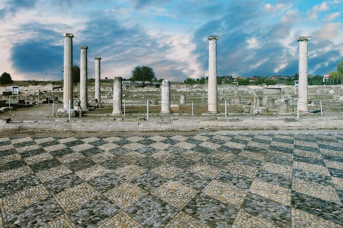 Discover Vergina and Pella: Day Trip to Macedonian Kingdom - Last stop: the New Museum of Aigai and why “excavation context” matters