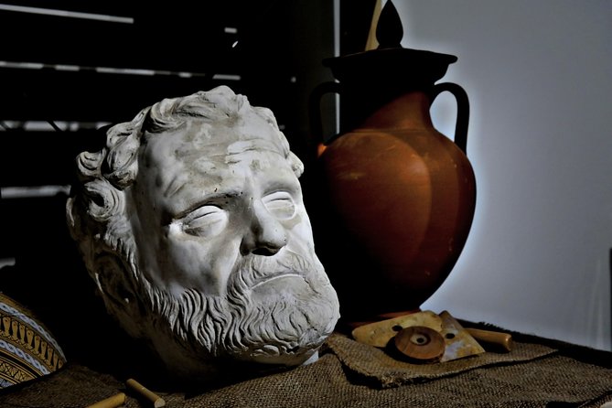 Discover your talent in sculpture, in a country where golden section was born. - A small museum before the clay