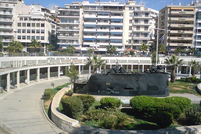 Discovering & Uncovering Piraeus: Hidden Gems and Local Secrets - Taking the coastal route to Piraiki