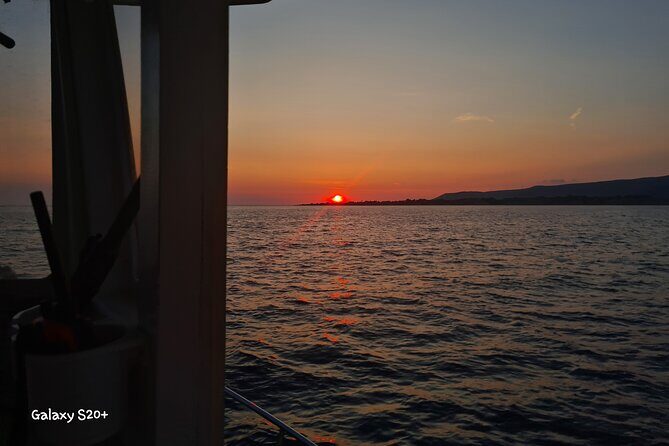 Dreamy Cruise sunset tour with dinner and unlimited wine! - Dinner and Unlimited Wine: Where the Value Really Lands