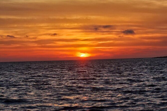 Dreamy Sails - Sunset Tour With Dinner And Wine - Key points to know before booking