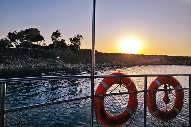 Dreamy Sails - Sunset Tour With Dinner And Wine - What the four-hour schedule feels like